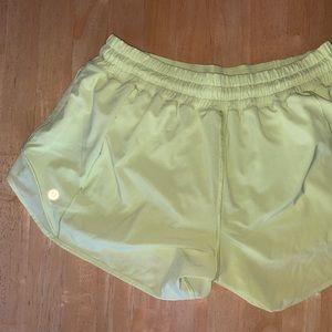 LULULEMON size 6 shorts